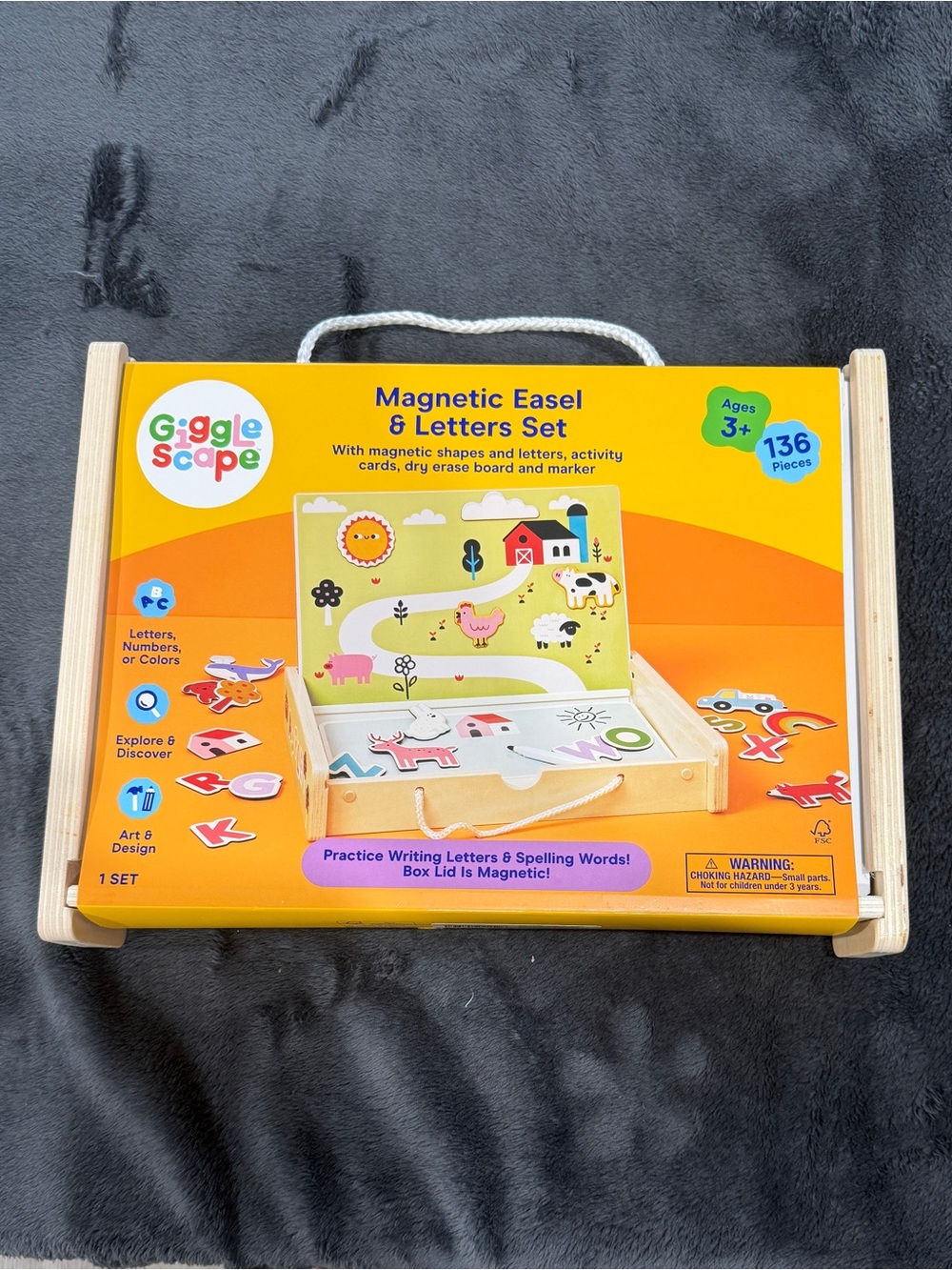 Giggle Scape Magnetic Easel & Letters Set
